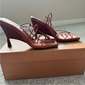 Gia Borghini Sandals - worn once
Comes with Dustbag